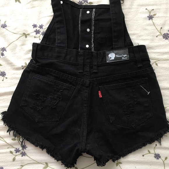 Overall shorts - Picture 4 of 4